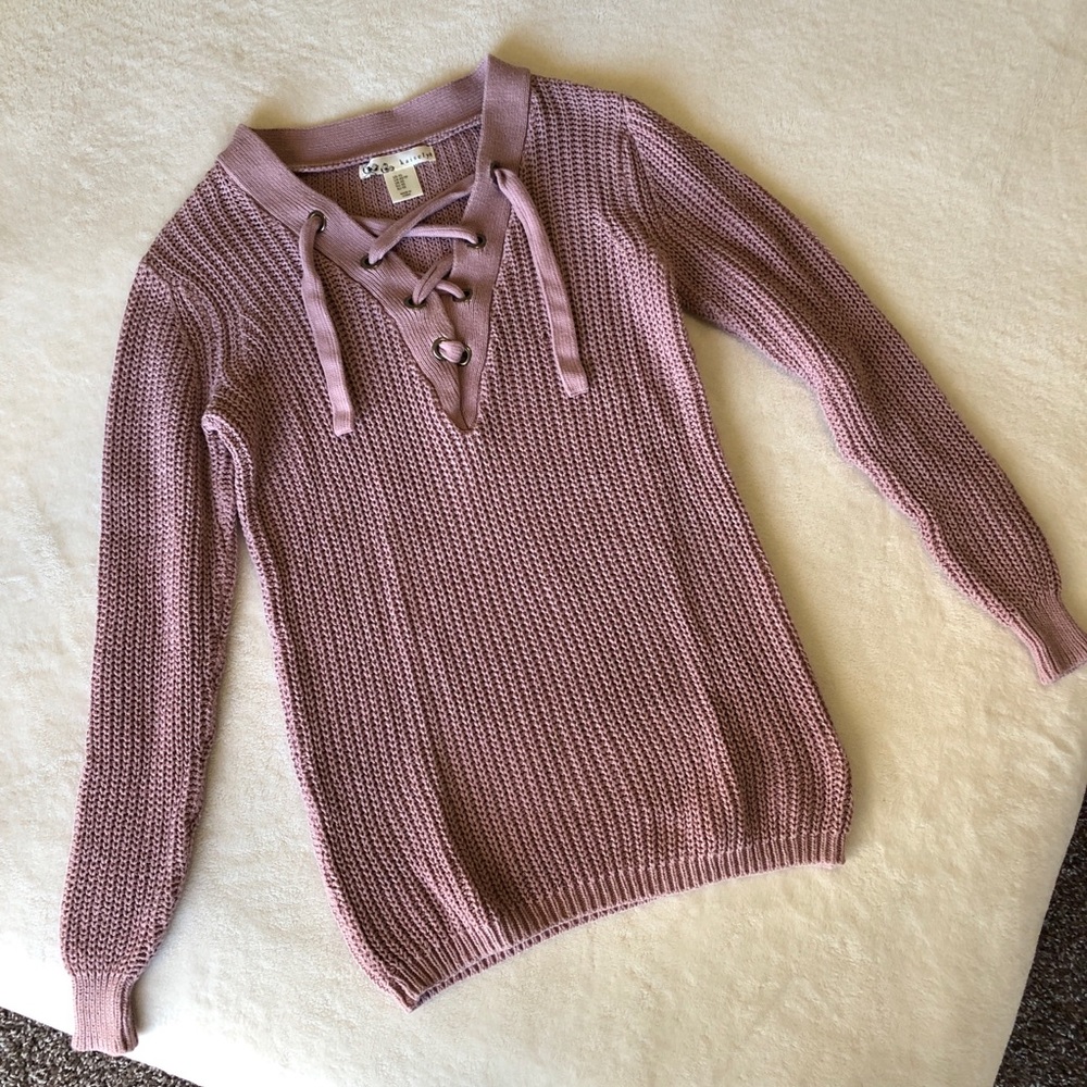 Pink sweater - Picture 2 of 5